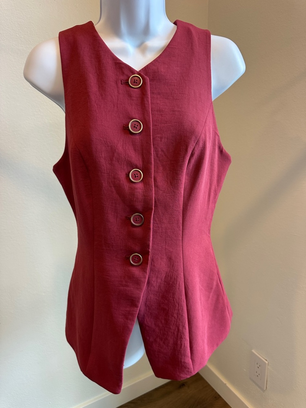 a new day Sleeveless Button-Front Shell in Deep Rose
